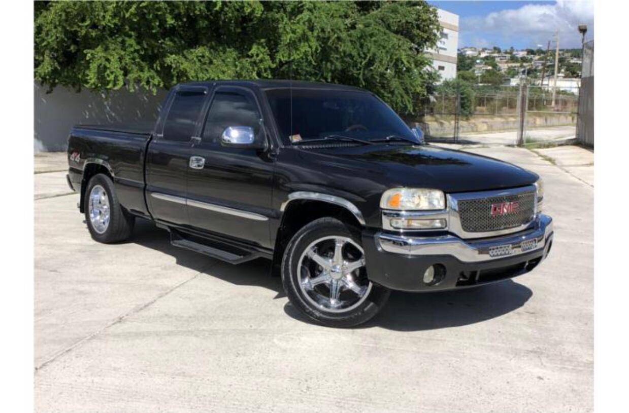 pick up 4x 4 en Yauco, Puerto Rico, Clasitronicos