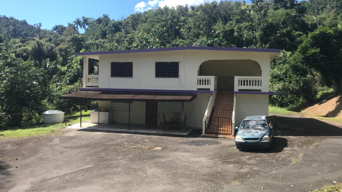 Venta de casa con terreno en Carolina, Puerto Rico, Clasitronicos