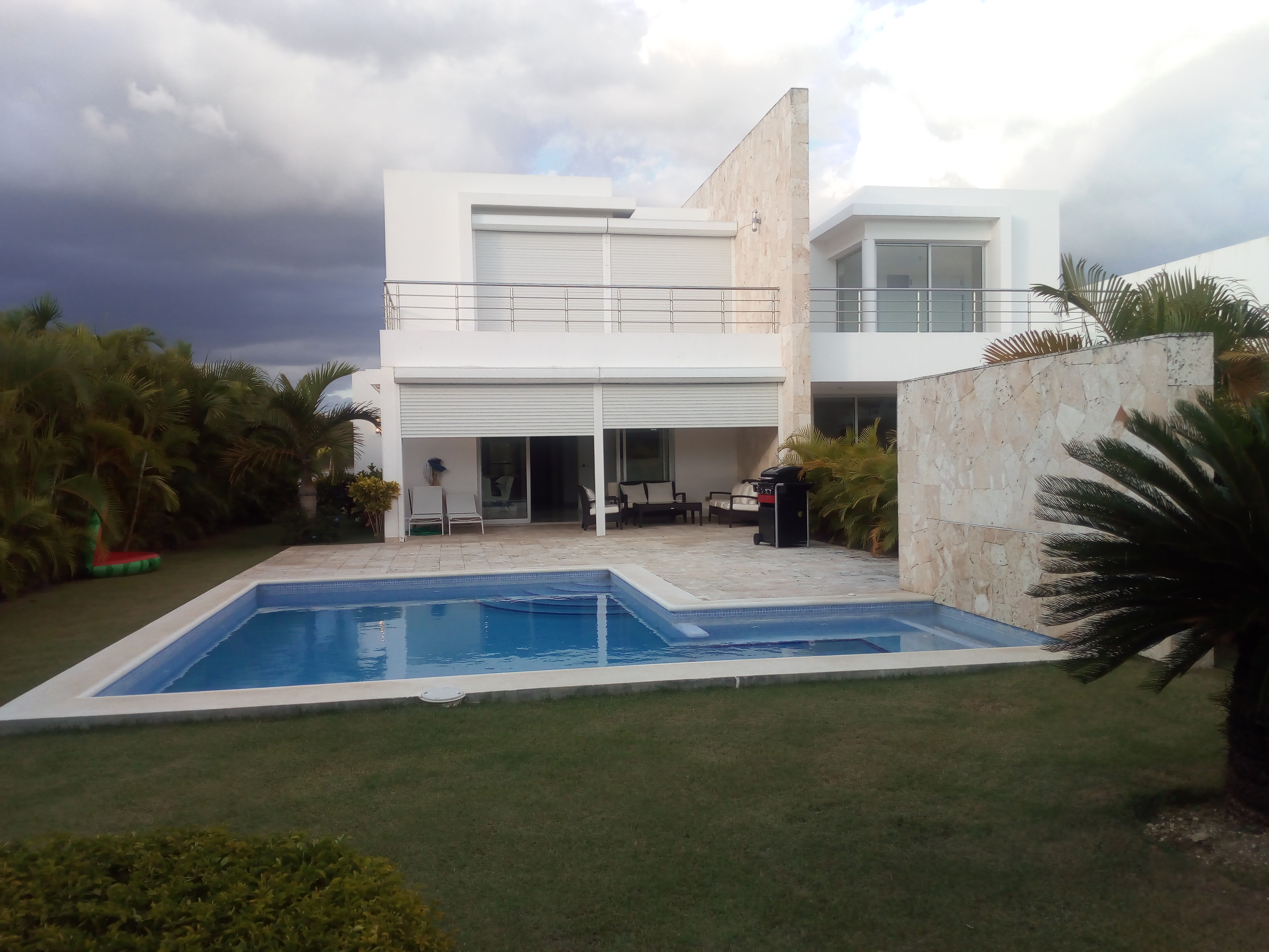 Se Vende Villa en Playa Nueva Romana en Ponce, Puerto Rico, Clasitronicos