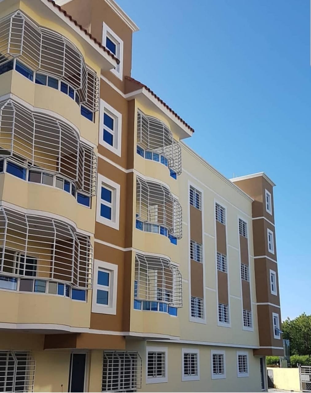 Hermosos Apartamentos en Las Piedras, Puerto Rico, Clasitronicos